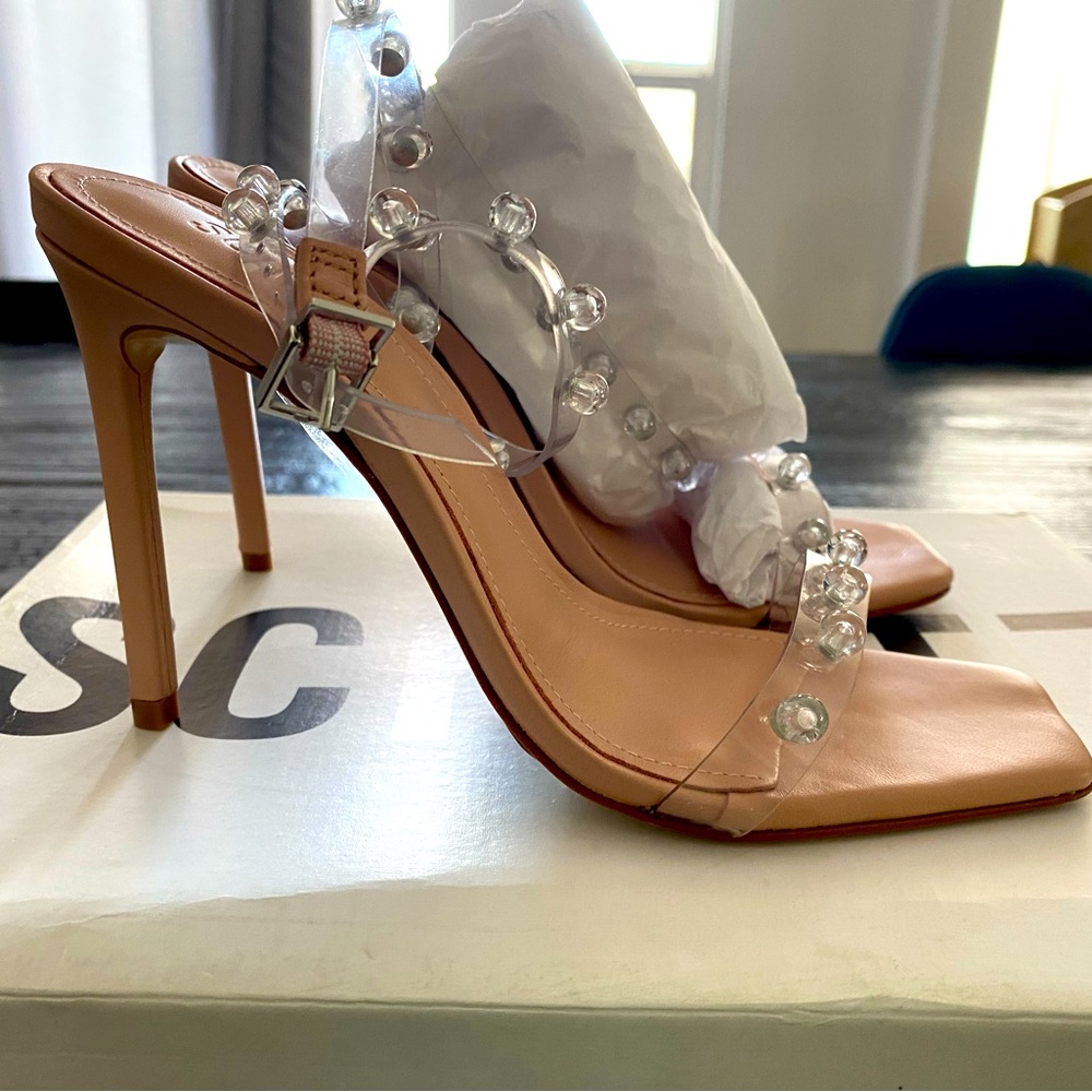 SCHUTZ Pietra Vinyl Sandal Heel